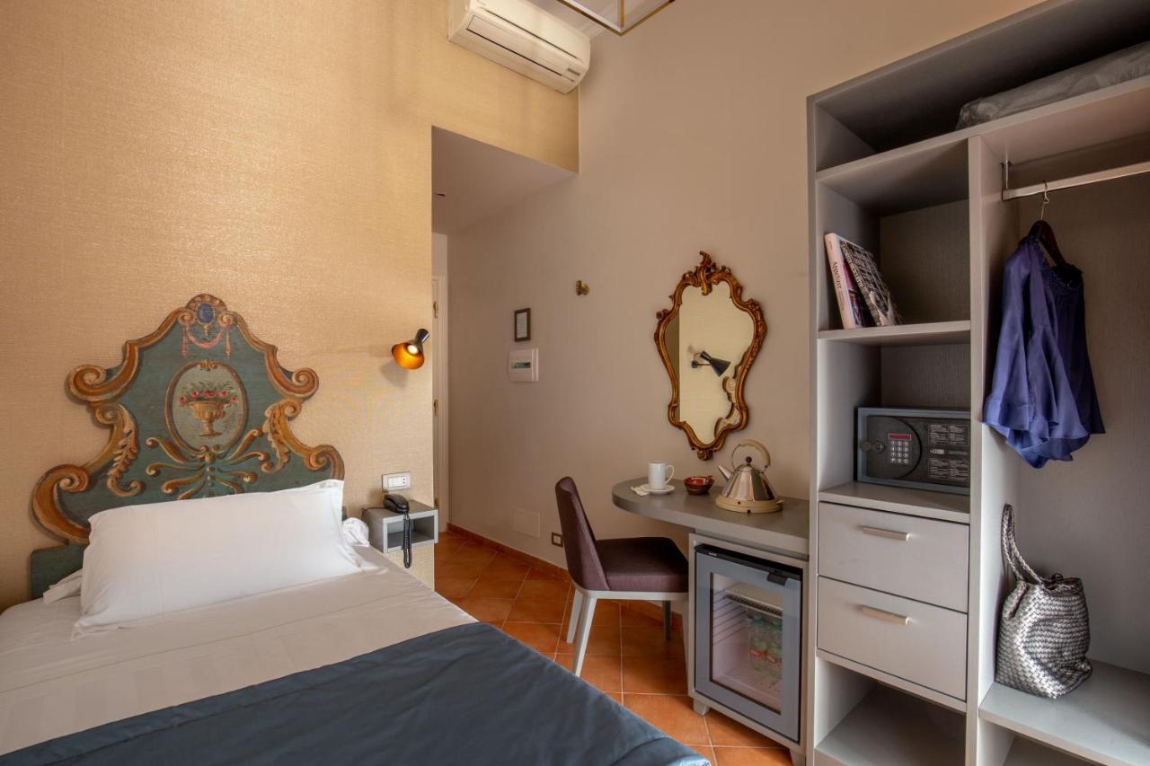 Hotel Mozart Rome Exterior photo